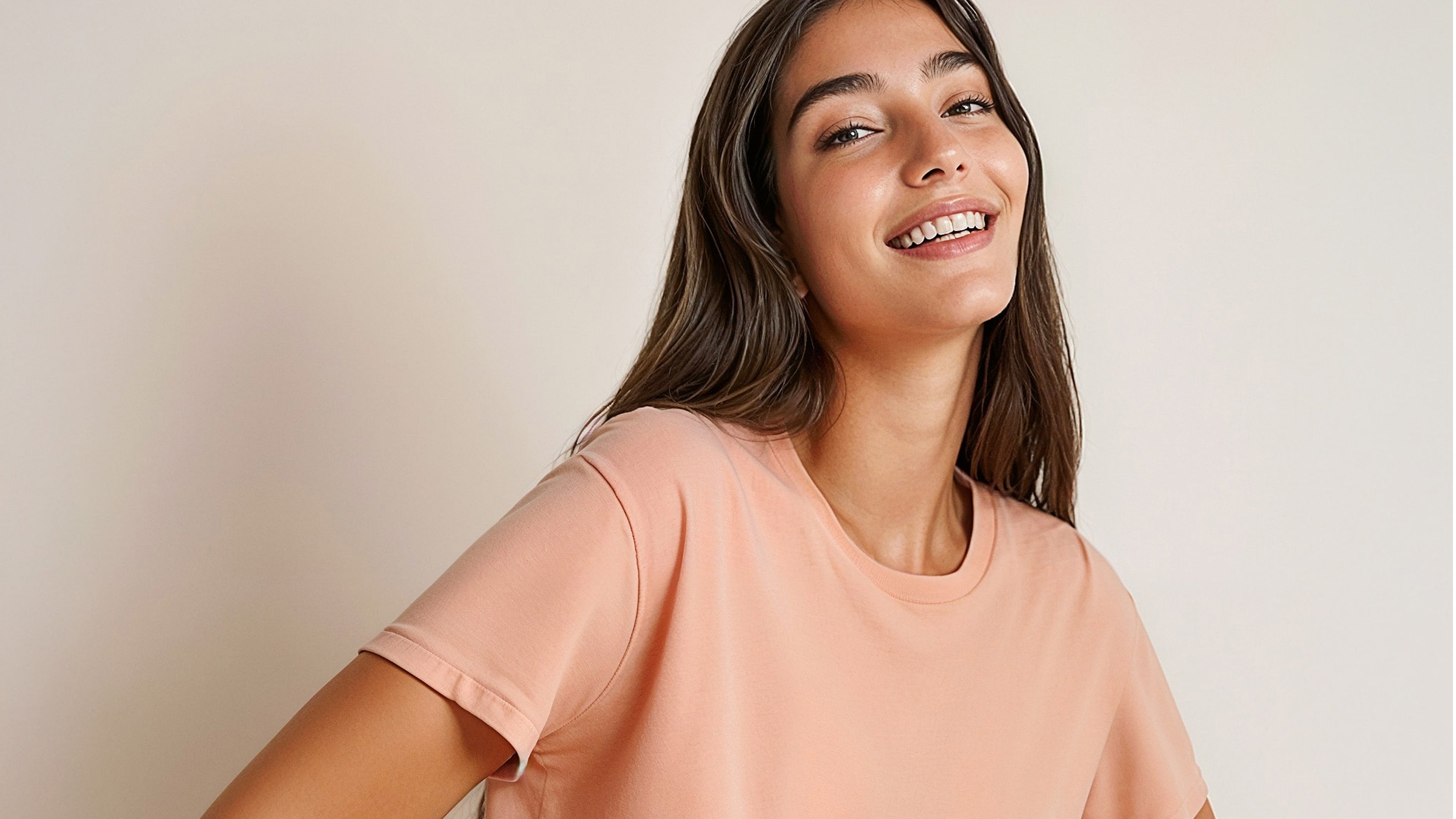 The Perfect T-Shirt: How to Style It for Every Day