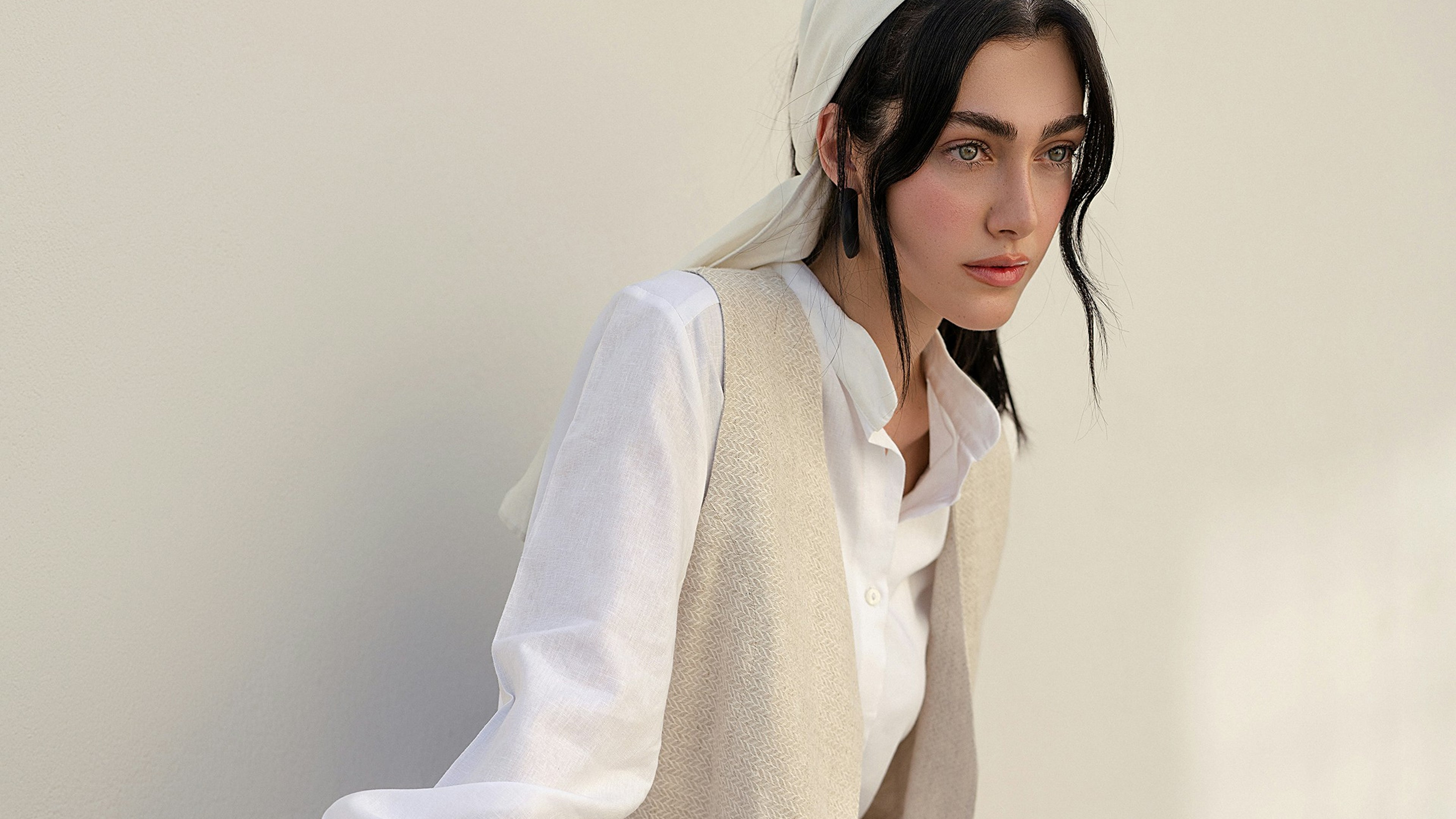 Neutrals That Actually Make Your Outfit Stand Out