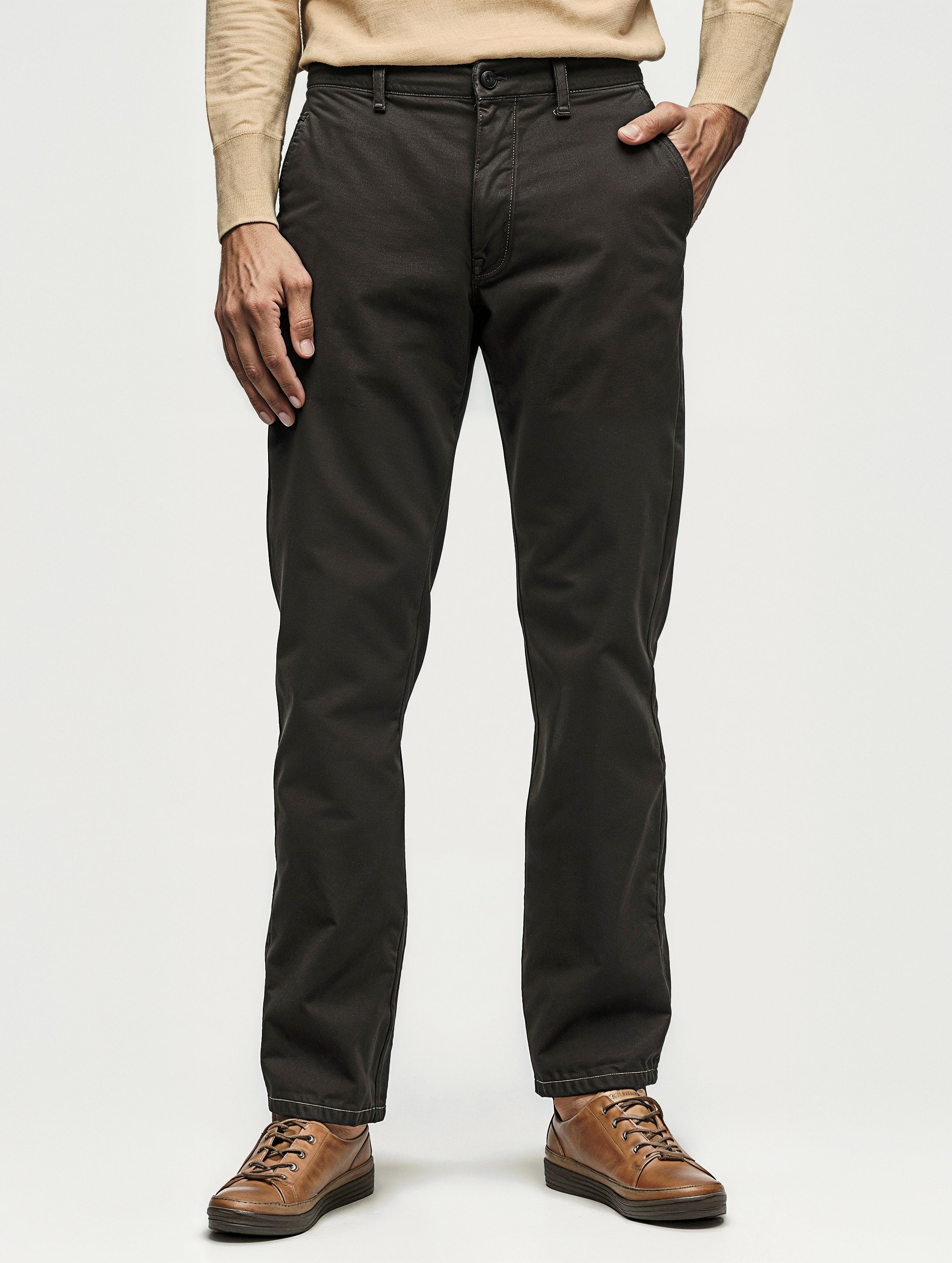 Straight Fit Chino 3