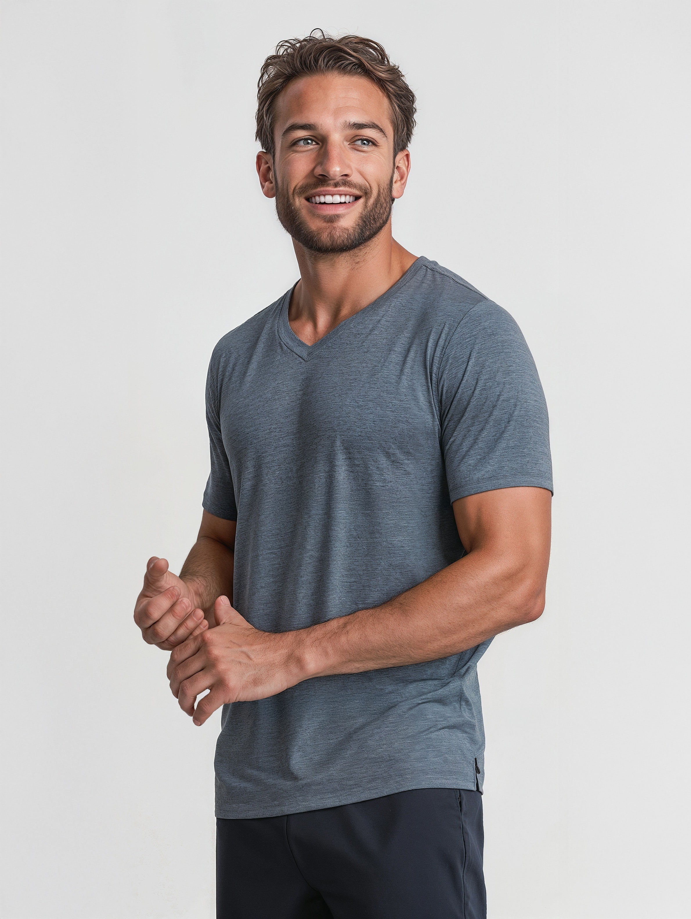 V-Neck Comfort Tee 3